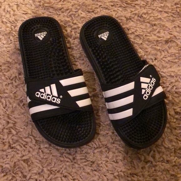 adidas slippers size